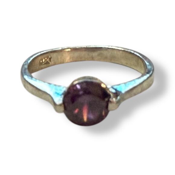 Faux Amethyst Solitaire Purple Silver Ring Size 6 NEW - Picture 6 of 6